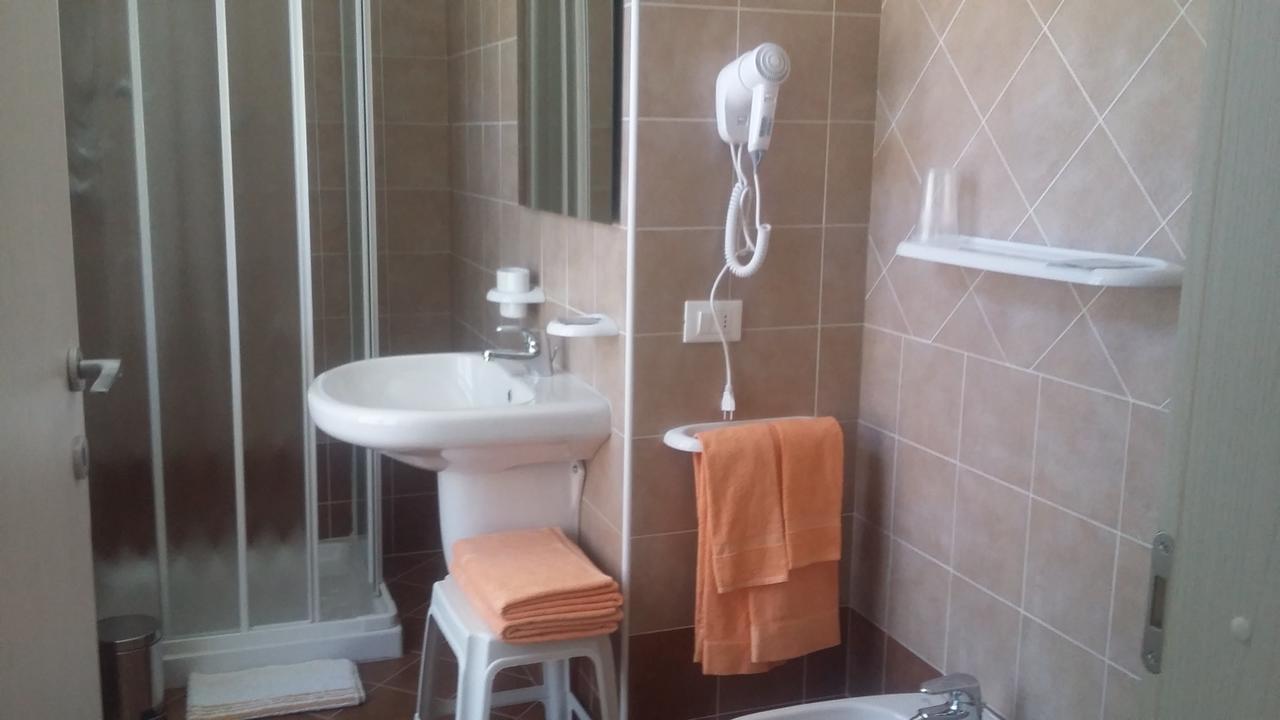 La Vecchia Scuola Bed & Breakfast Villa d'Allegno Luaran gambar